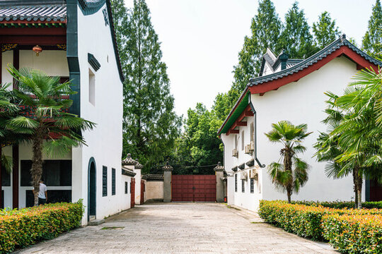 歸元禪寺一角居士樓