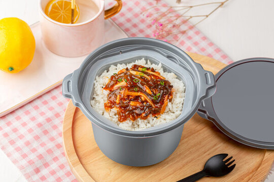 魚(yú)香肉絲自熱米飯