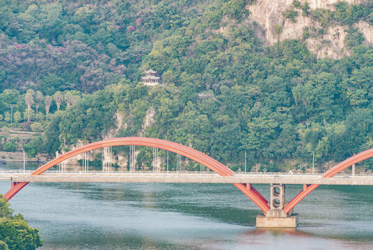 廣西柳州文惠橋與東臺(tái)山