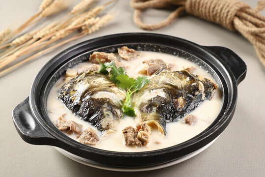 魚羊鮮大頭煲