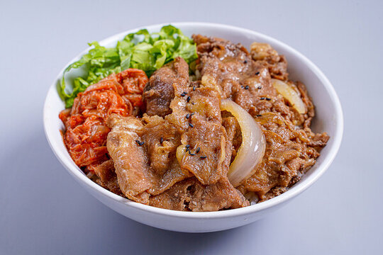 肥牛飯