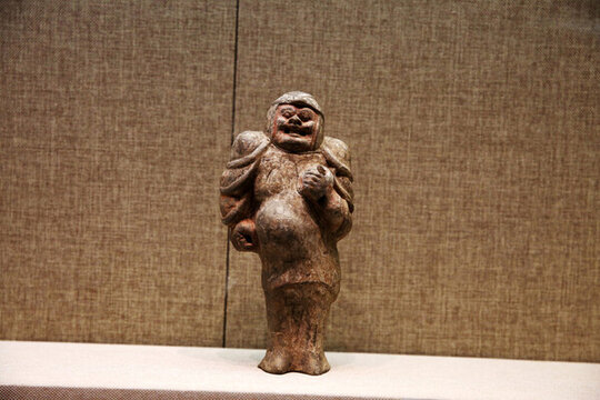 彩繪鎮(zhèn)墓武士陶俑