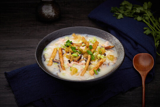 香菇牛肉粥養(yǎng)生粥