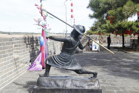 飛槍手雕塑