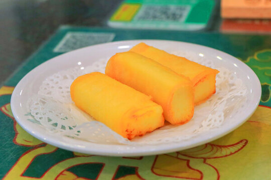 廣東佛山特色小吃炸牛奶