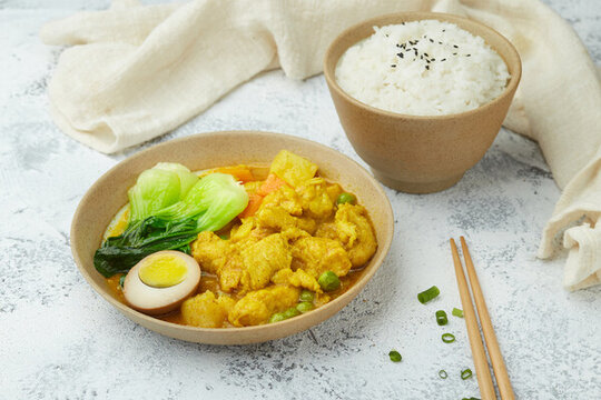 美味咖喱雞肉飯