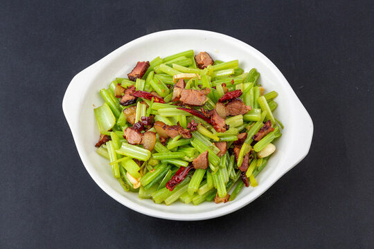 芹菜炒臘肉