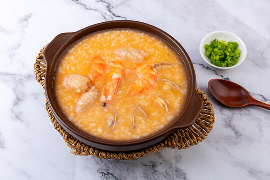 鮮蝦魷魚花甲粥