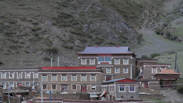 川西藏區(qū)民居