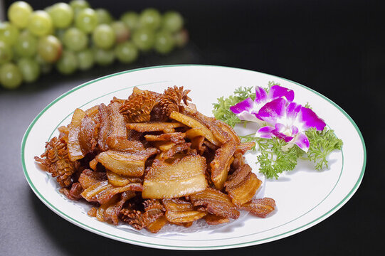 五花肉炸腰花