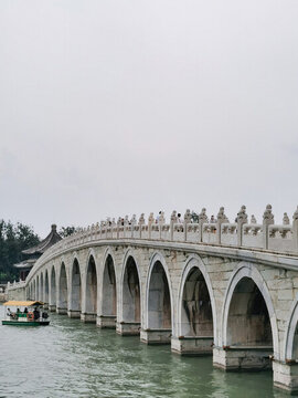 十七孔橋