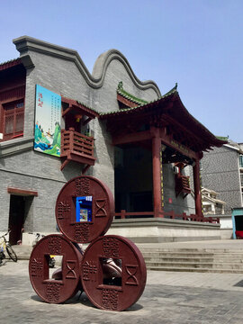 許昌曹魏古城古錢幣雕塑