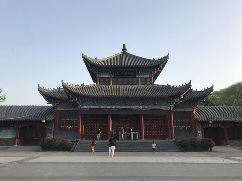 許昌三國文化景點關(guān)公辭曹處