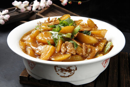 一品牛肉燉土豆