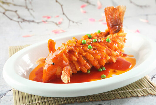 松鼠鱸魚