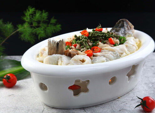 椒香魚(yú)羊鮮