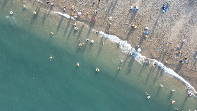 航拍大連棒槌島夏日海灘
