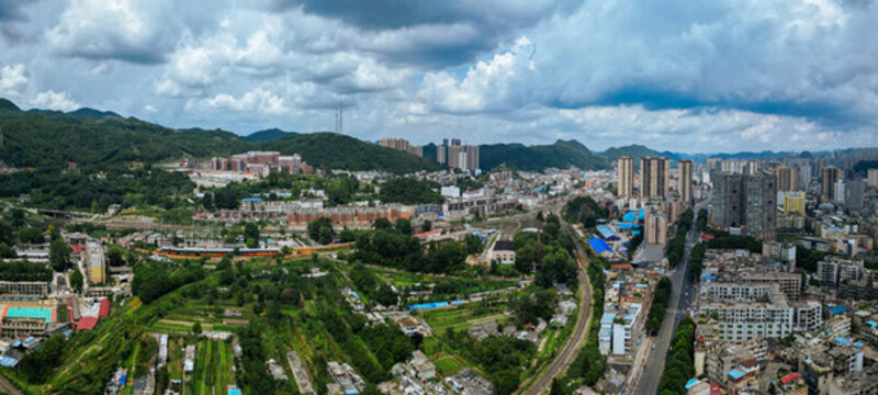 六盤水市