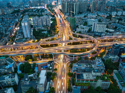 城市道路交通夜景