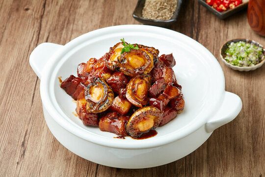 鮑魚(yú)紅燒肉