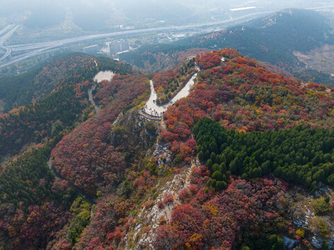 濟(jì)南蚰蜒山秋色