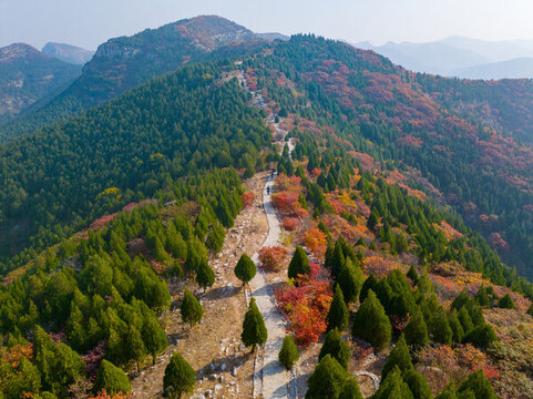 濟(jì)南蚰蜒山秋色