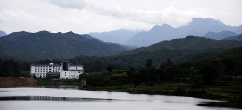 山巒云海