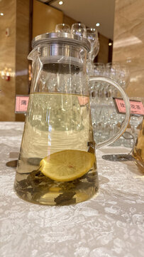 大片檸檬茶