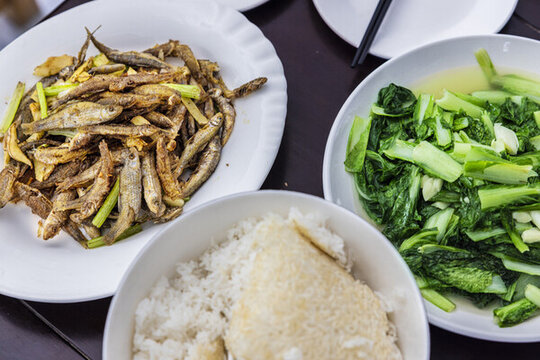 煎小魚