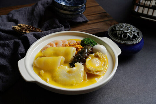 金湯佛跳墻撈飯