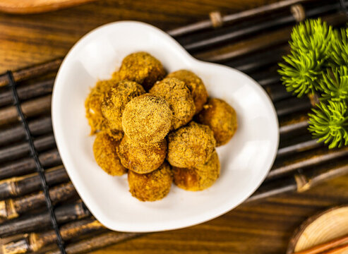 豆面湯圓