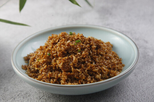 醬油炒飯