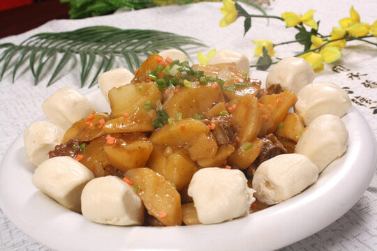 壓鍋土豆排骨饅頭