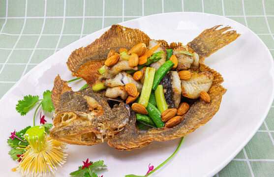 骨香多寶魚