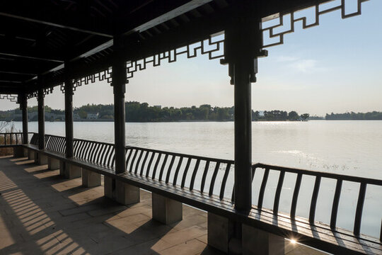 大足龍水湖濕地公園廊橋