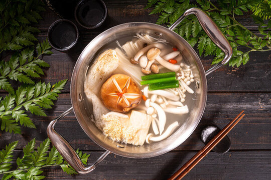 菌湯鍋底
