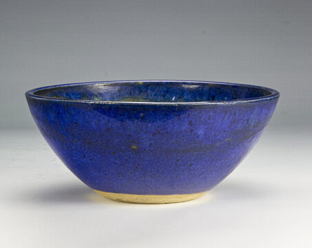 明嘉靖霽藍(lán)碗