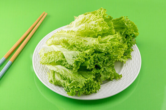 大份的時(shí)蔬生菜食材