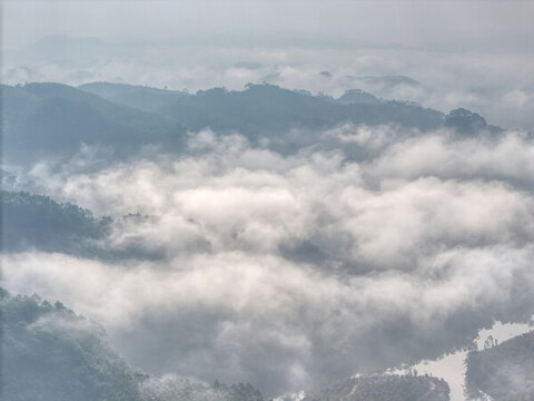 山間云海