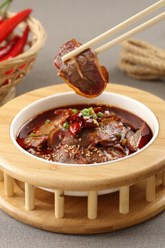 大片牛肉
