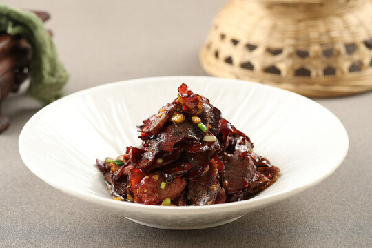 蒜香臘牛肉