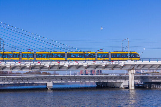 長(zhǎng)春市城際軌道列車