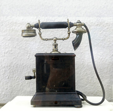 老式電話機