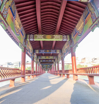 靈山風(fēng)雨橋