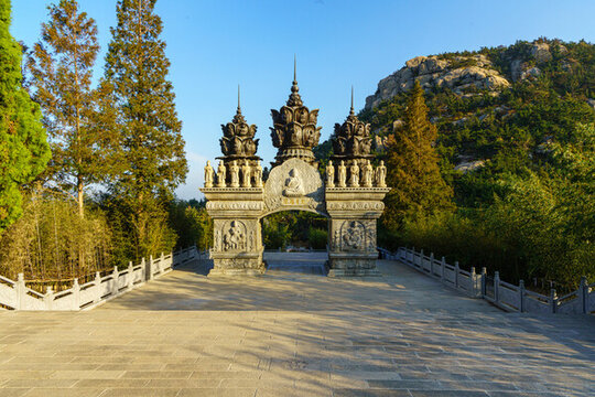青島嶗山華嚴(yán)寺
