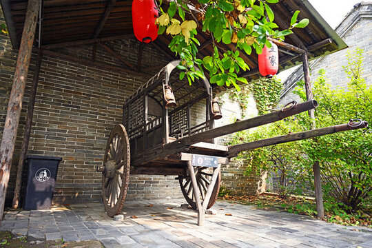 山海關(guān)王家大院馬車