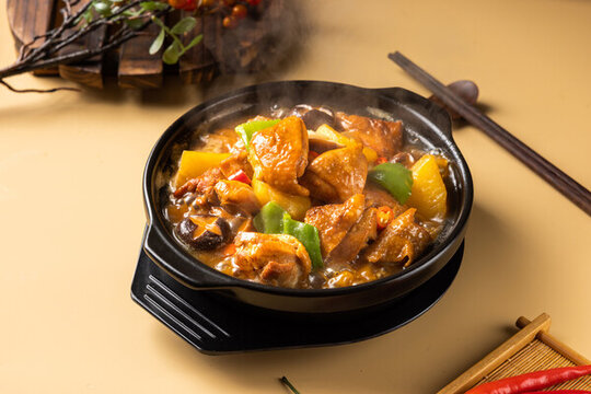 砂鍋雞肉蘑菇