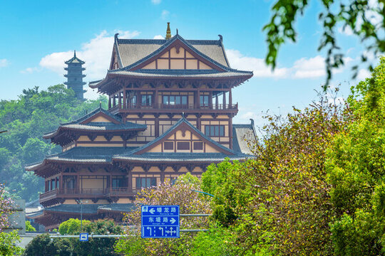 柳州龍城閣