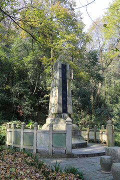 岳麓山蔡鍔墓