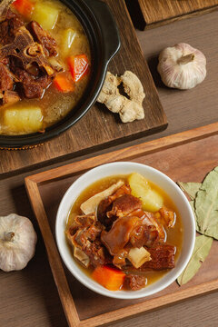 砂鍋燉羊肉土豆湯